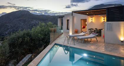 Metatulia 1 villa,sea views,pool,Souda,Plakias