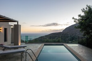 Pool - Metatulia 2 villa,sea views,pool,Souda,Plakias (Plakias)