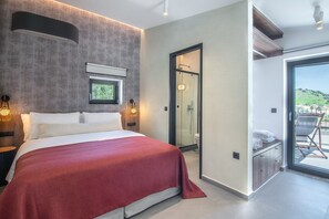 1 bedroom, in-room safe, iron/ironing board, free WiFi