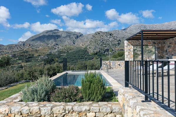 Pool - Metatulia 4 villa,sea views,pool,Souda,Plakias (Plakias)