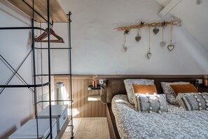 1 soverom, strykejern/-brett, reiseseng for barn og wi-fi