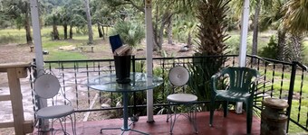 Peaceful, Private Blast from the Past on Coosaw: Long Term Rental, 6 Month Min