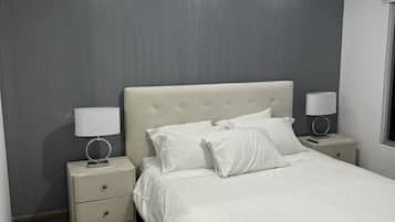 3 bedrooms, free WiFi, bed sheets