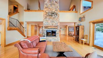 TV, fireplace, offices