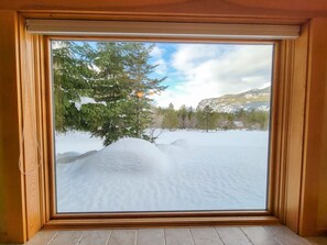 Interior - Fireside Lodge - spacious home in Mazama (Winthrop)