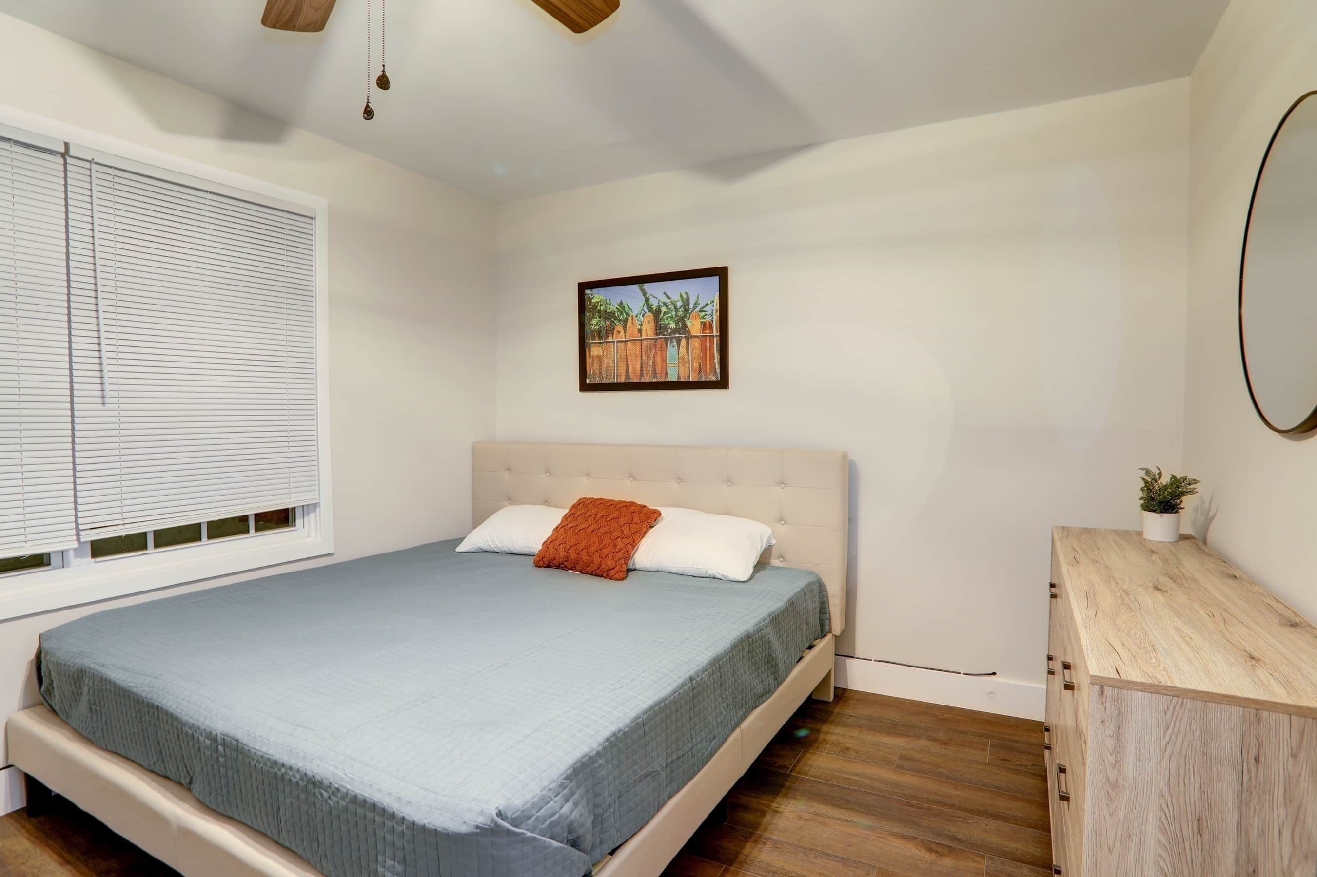 WiFi, bed sheets