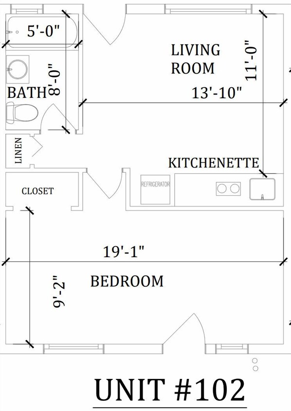 Grundriss der Einheit Nr. 102 mit Wohnzimmer (4,2 m), einer Küchenzeile, einem Schlafzimmer (5,8 m), einem Badezimmer (1,5 m) und einem Abstellraum.