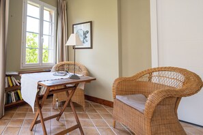 Interior - Gîte Rogonde - One Bedroom House, Sleeps 2 (Cancale)