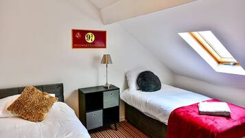 House | 3 bedrooms, free WiFi, bed sheets