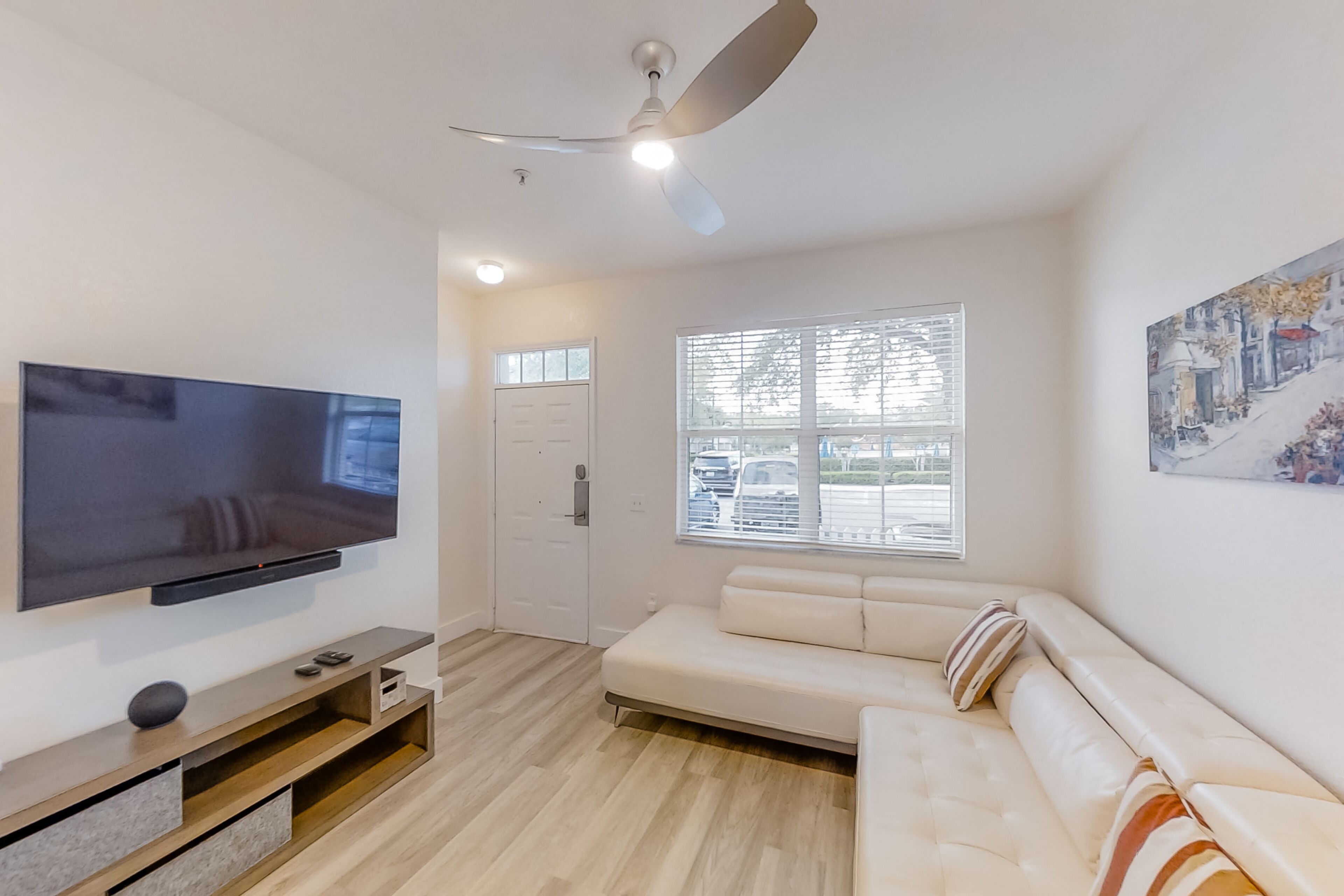Friendly condo with pool access, WiFi, central AC, and private washer/dryer