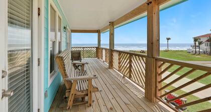 Paden's Place, Gulfview, steps to the sand