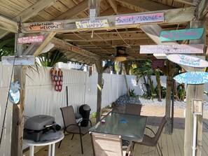 Outdoor dining - Snowbirds 50% -Unit 1-1BR -50 ft Flagler Beach located downtown!- (Flagler Beach)