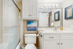Hair dryer, towels - Seascape resort condo with ocean-view balcony, WiFi, AC, pool, & hot tub (Galveston)
