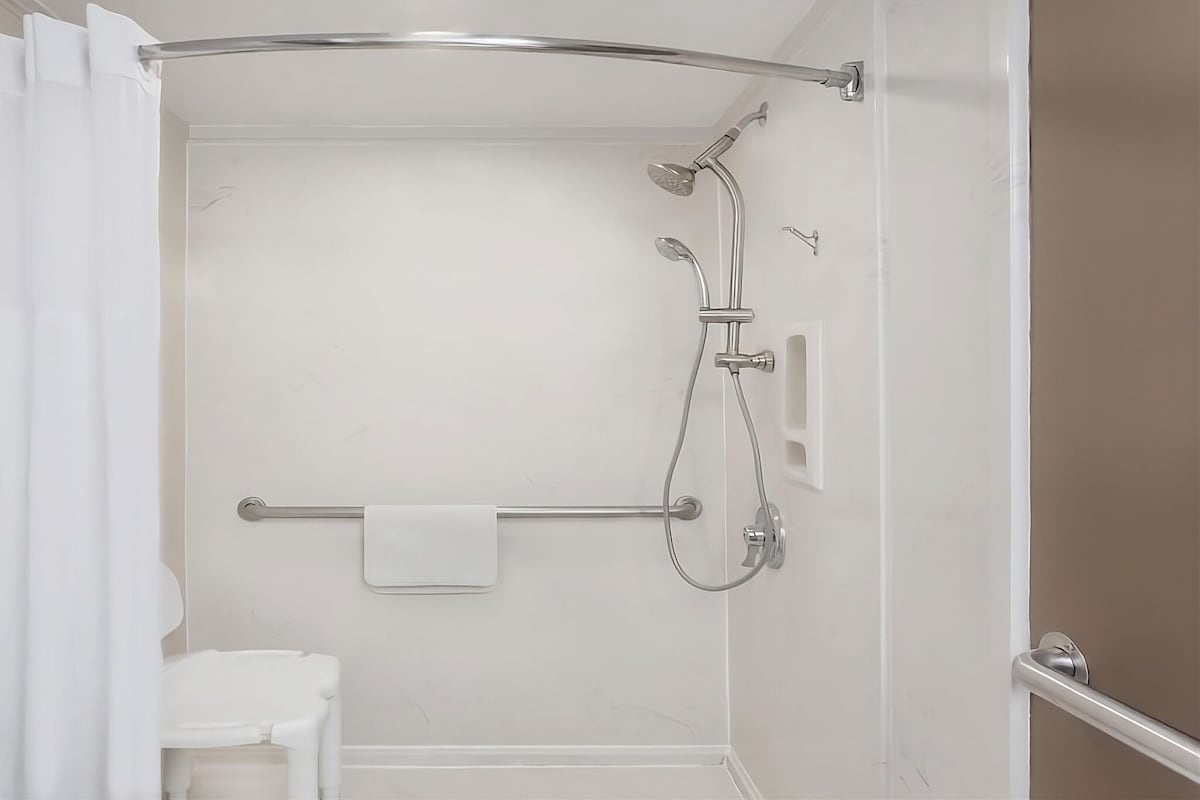 Photo 10 of 2 Convenient Spaces, Pool, Free Parking and Close to Fountain of Youth!