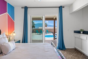 3 bedrooms, iron/ironing board, free WiFi, bed sheets - Desert Glow - Pool, Hot Tub, Game Room, & Stunning Views (Desert Hot Springs)