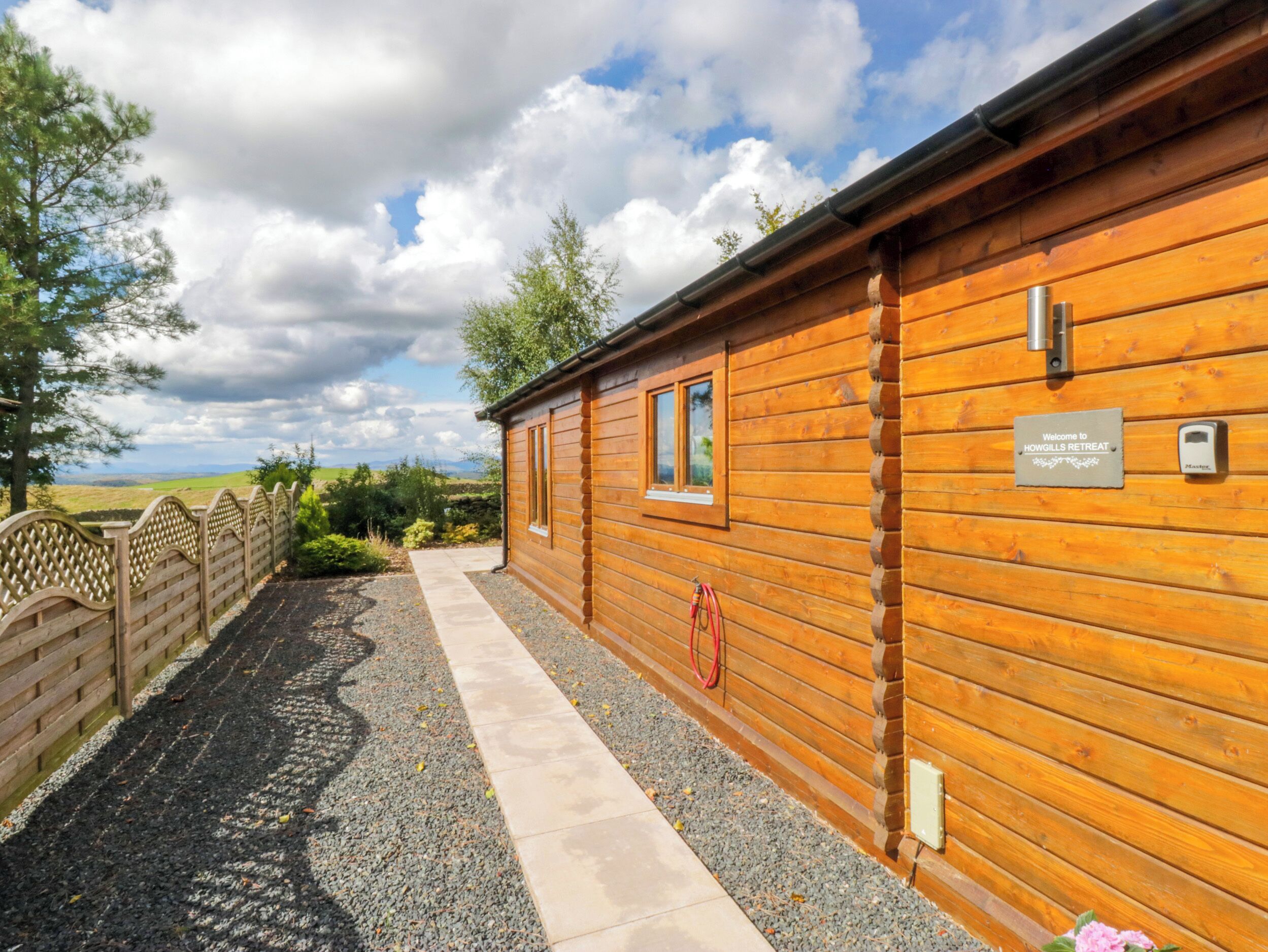 Cottage | Property grounds