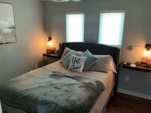 5 bedrooms, free WiFi, bed sheets, wheelchair access