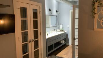 5 chambres, Wi-Fi gratuit, draps fournis