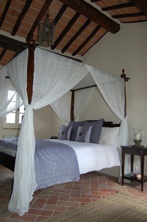 2 chambres, fer et planche à repasser, lit parapluie, Wi-Fi gratuit