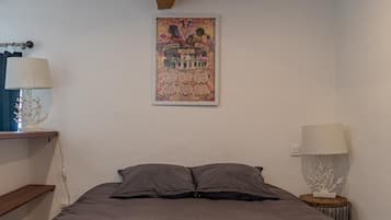 1 bedroom, desk, iron/ironing board, free WiFi