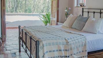 3 Schlafzimmer, Schreibtisch, kostenloses WLAN, Bettwäsche