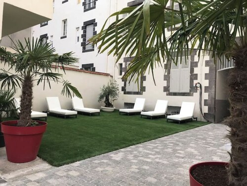 Maison haut de gamme équipée jacuzzi sauna, Résidence calme