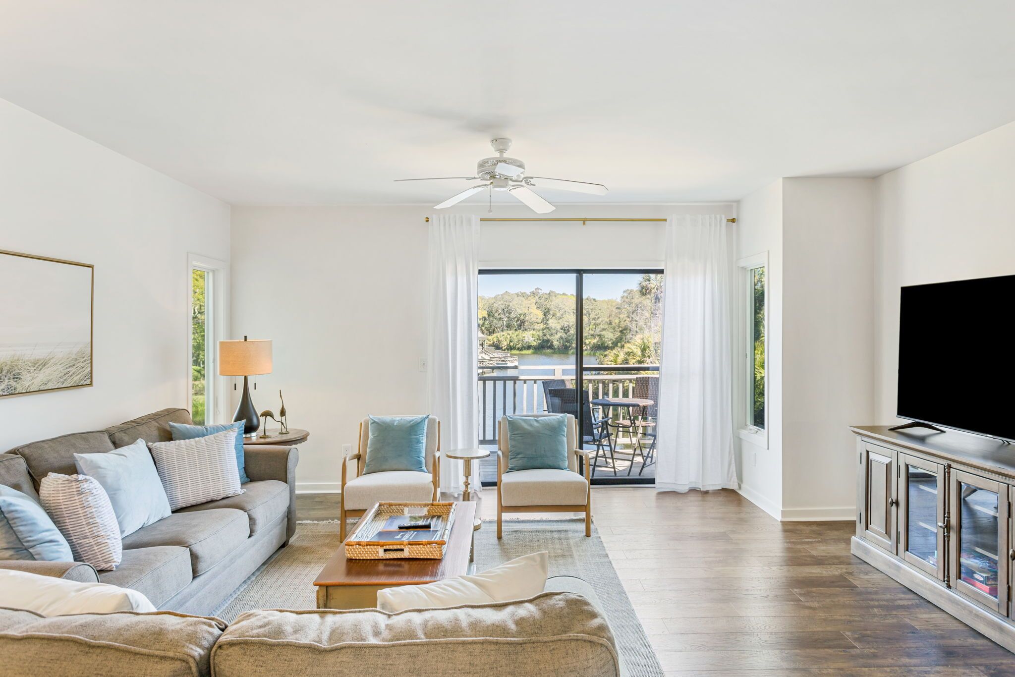 4388 Windswept: $250 Beach Gear/Bike Credit! Gorgeous Lagoon Views