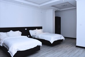 Minibar dan Wi-Fi gratis