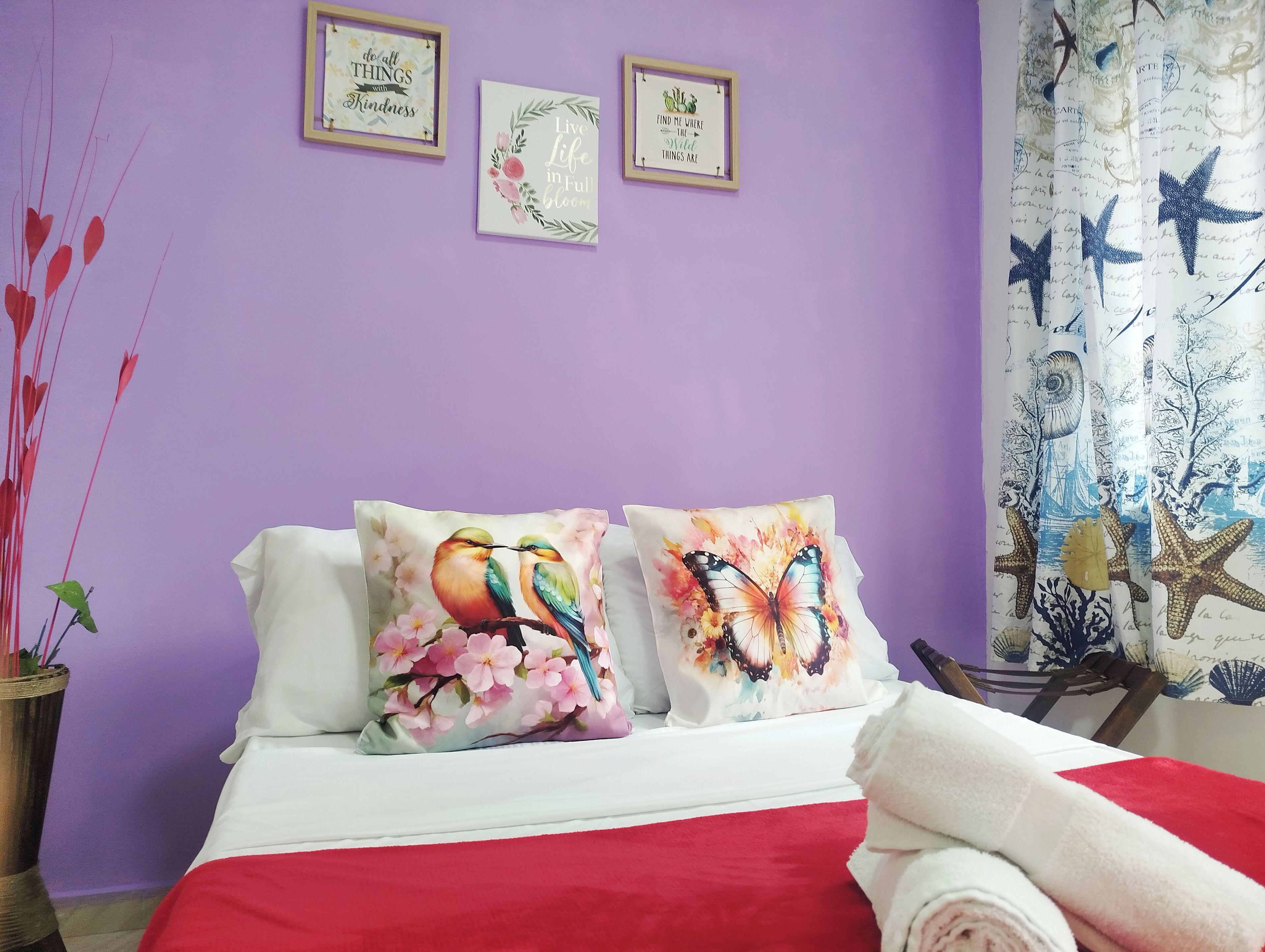 2 dormitorios, escritorio, wifi gratis y ropa de cama