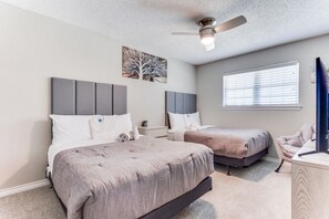5 bedrooms, iron/ironing board, free WiFi, bed sheets