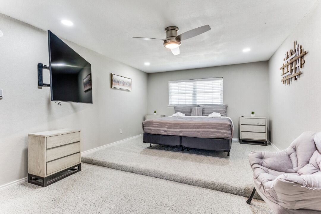 5 Schlafzimmer, Bügeleisen/Bügelbrett, kostenloses WLAN, Bettwäsche