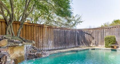 Reston NEW Bright, Airy Home w/ In Ground Pool & Grill