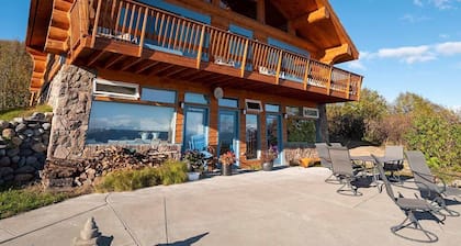 Kindness Room – Good Karma Inn – Bed and Breakfast in Homer, Alaska