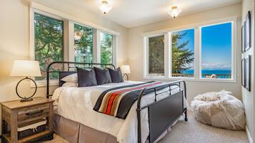 5 Schlafzimmer, Schreibtisch, Bügeleisen/Bügelbrett, Internetzugang