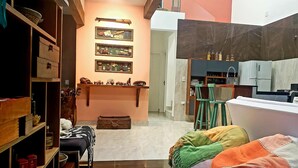 3 bedrooms, desk, iron/ironing board, WiFi (free)