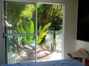 3 habitaciones, escritorio, tabla de planchar con plancha y wifi gratis 