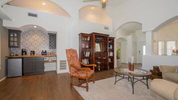 Smart-tv, pejs, bøger