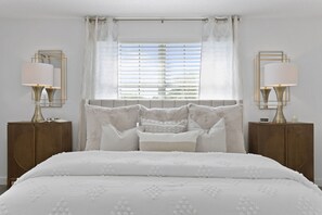 4 soverom, strykejern/-brett, wi-fi (inkludert) og sengetøy