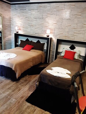 Habitación estándar | Wifi gratis y ropa de cama