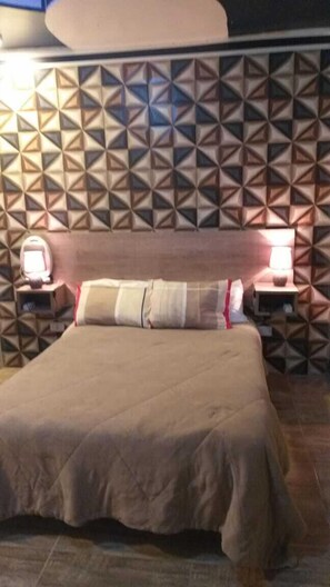 Habitación tradicional | Wifi gratis y ropa de cama