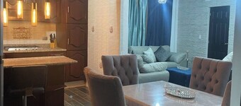 Lovely and warming 3 bedrooms apt inDowntown