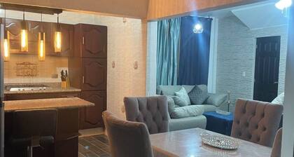 Lovely and warming 3 bedrooms apt inDowntown