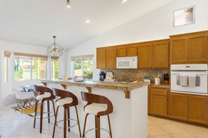 Fridge, microwave, oven, stovetop - Golf Course Villa, Private Saltwater Pool & Spa (Indio)