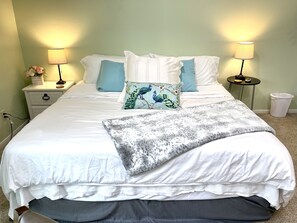 1 bedroom, desk, iron/ironing board, free WiFi