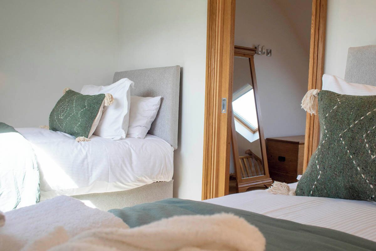 7 bedrooms, iron/ironing board, travel cot, free WiFi