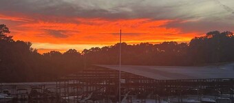 #2 - Lake Condo Right on Wilson lake!Two piers!