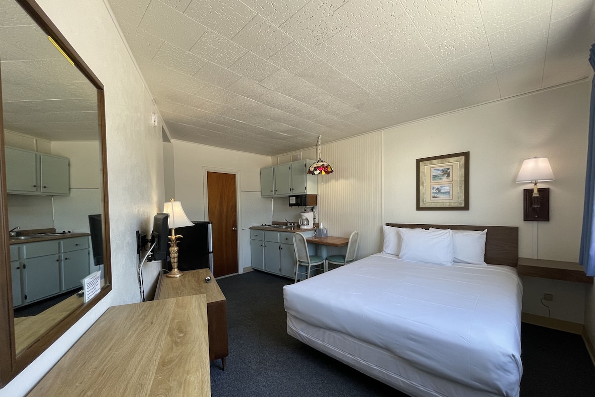 Habitación estándar, 1 cama Queen size | Wifi gratis y ropa de cama