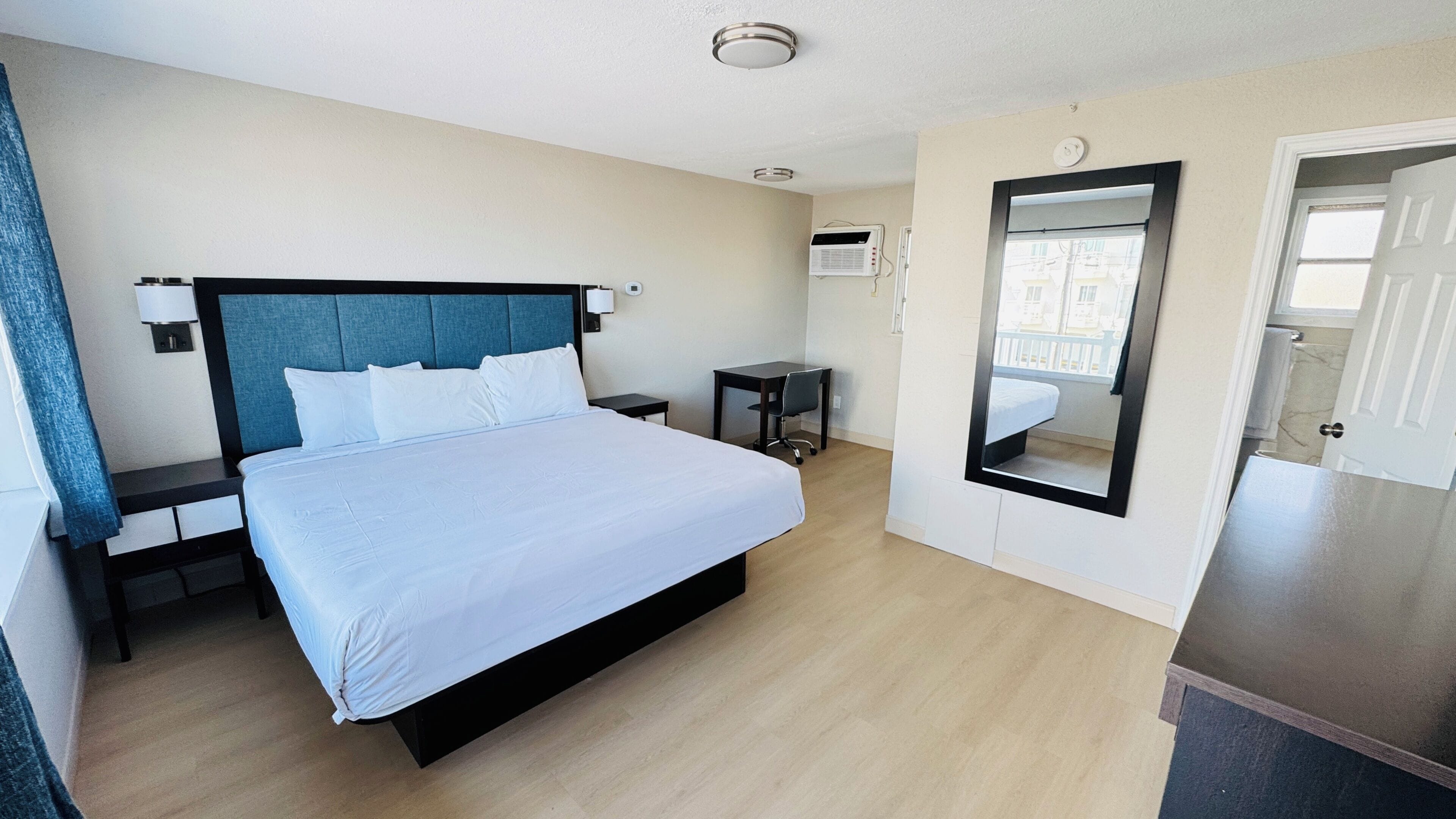 Free WiFi, bed sheets