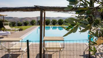 Piscina all'aperto