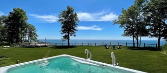12 Person Hot Tub Overlooking Lake Michigan